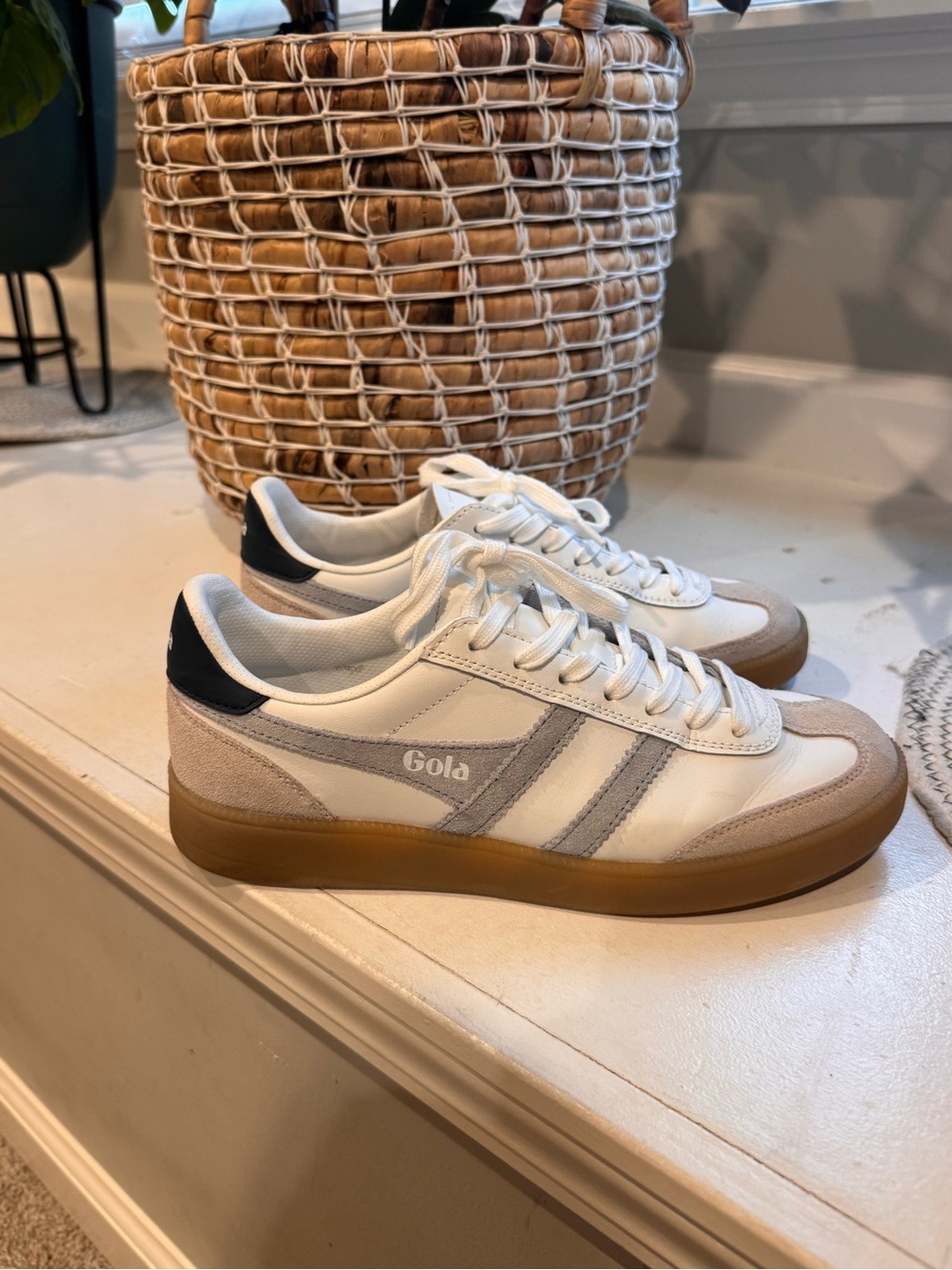 Gola White, Tan & Gray Women's. Size 8.
